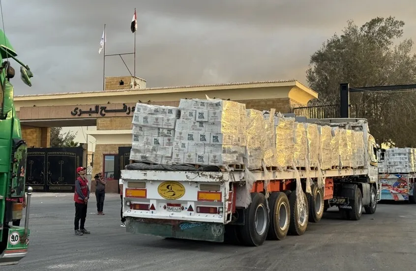 هيئة البث الإسرائيلية: نتنياهو أوعز بوقف المساعدات الإنسانية إلى غزة حتى إشعار آخر